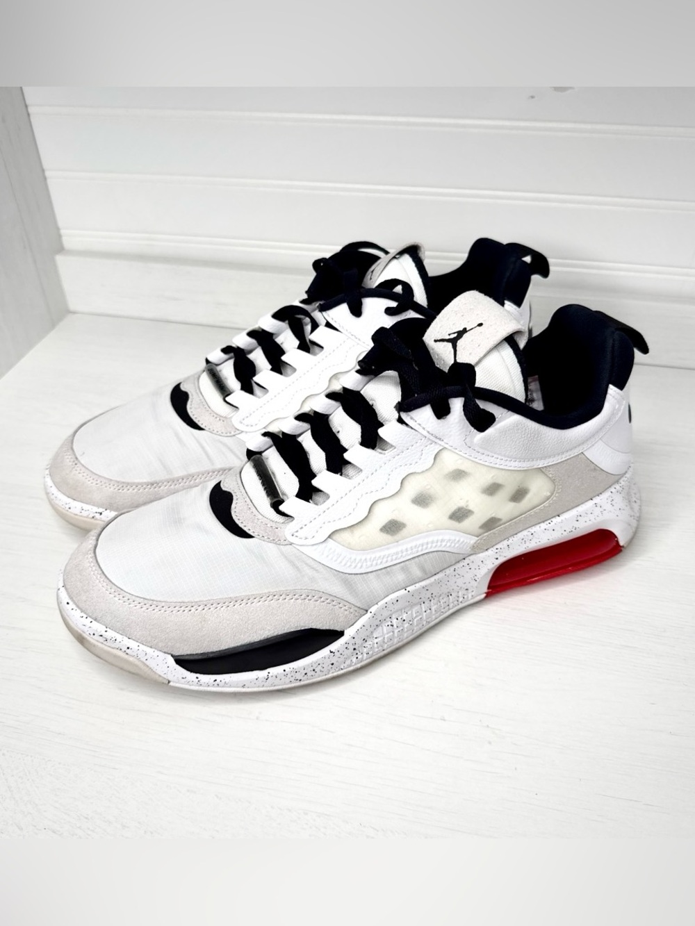 Jordan Max 200
White Challenge Red Black Size US 13